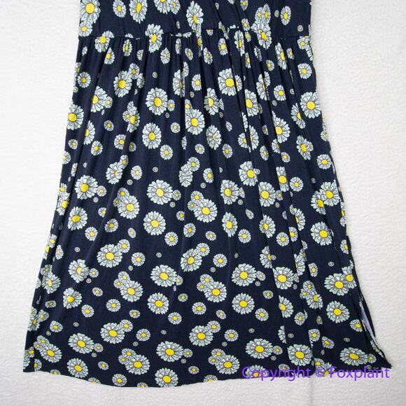 Modcloth daisy faux wrap short sleeve dress with side slit size 4X‎ - Picture 4 of 13